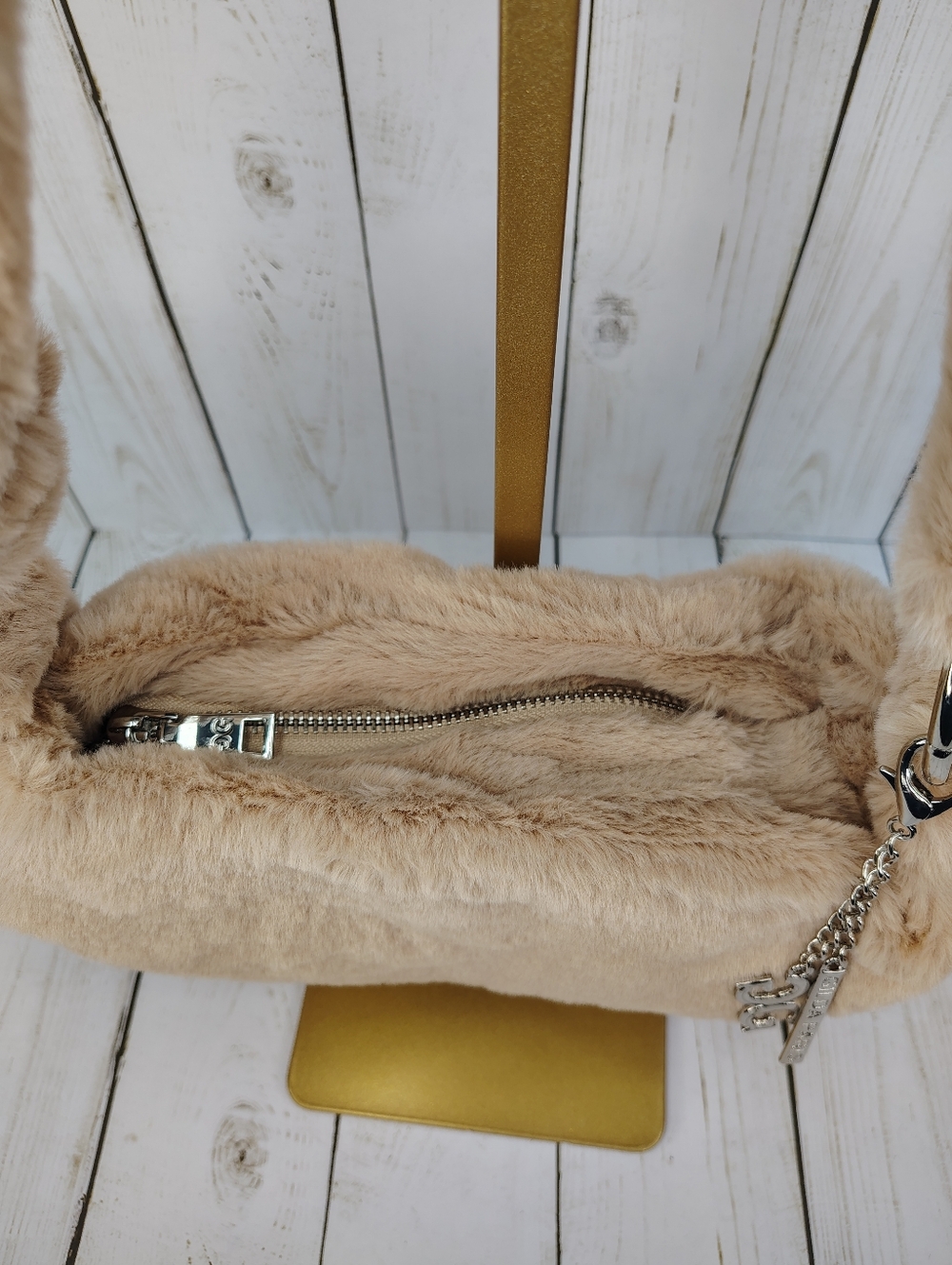 Gilda Paris Fur Shoulder Bag - Picture 6 of 13